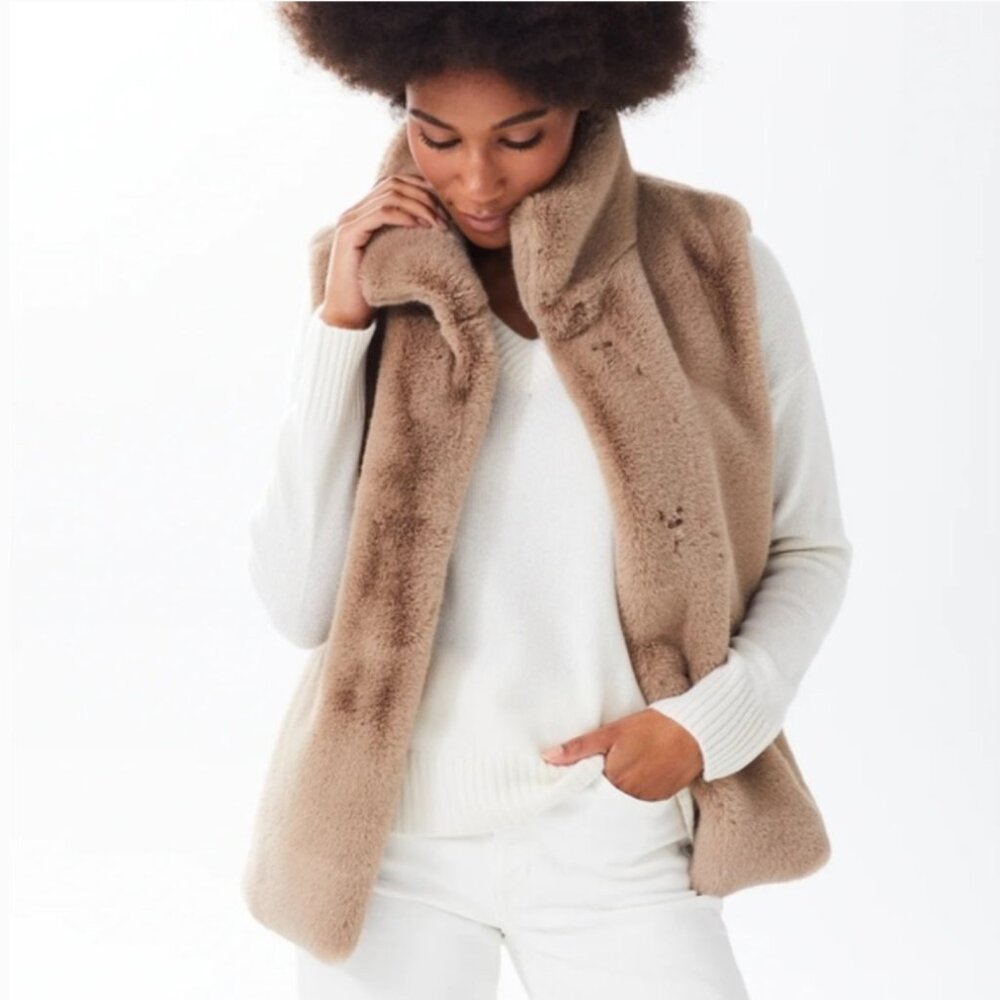 Alice Walk fur vest